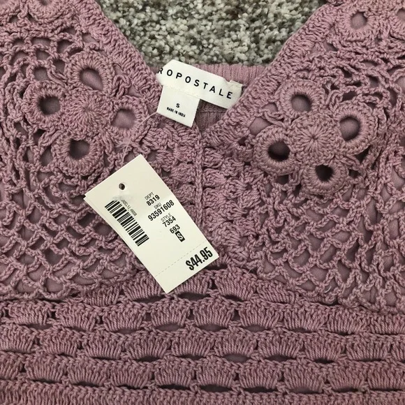 Aero Crochet Baby Doll Tank NWT - Picture 3 of 4